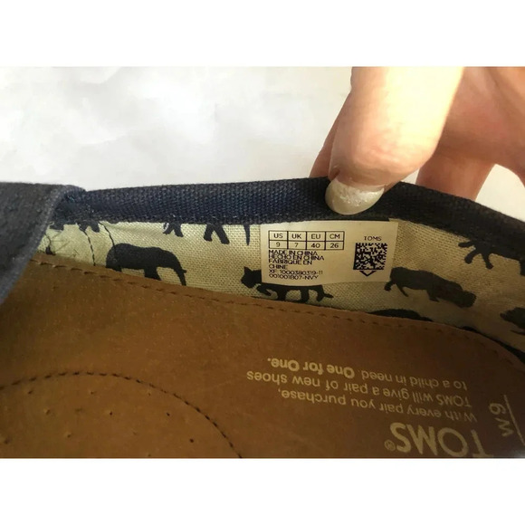 TOMS Women’s Canvas Slip-on flat shoes Size 9 - Picture 6 of 7